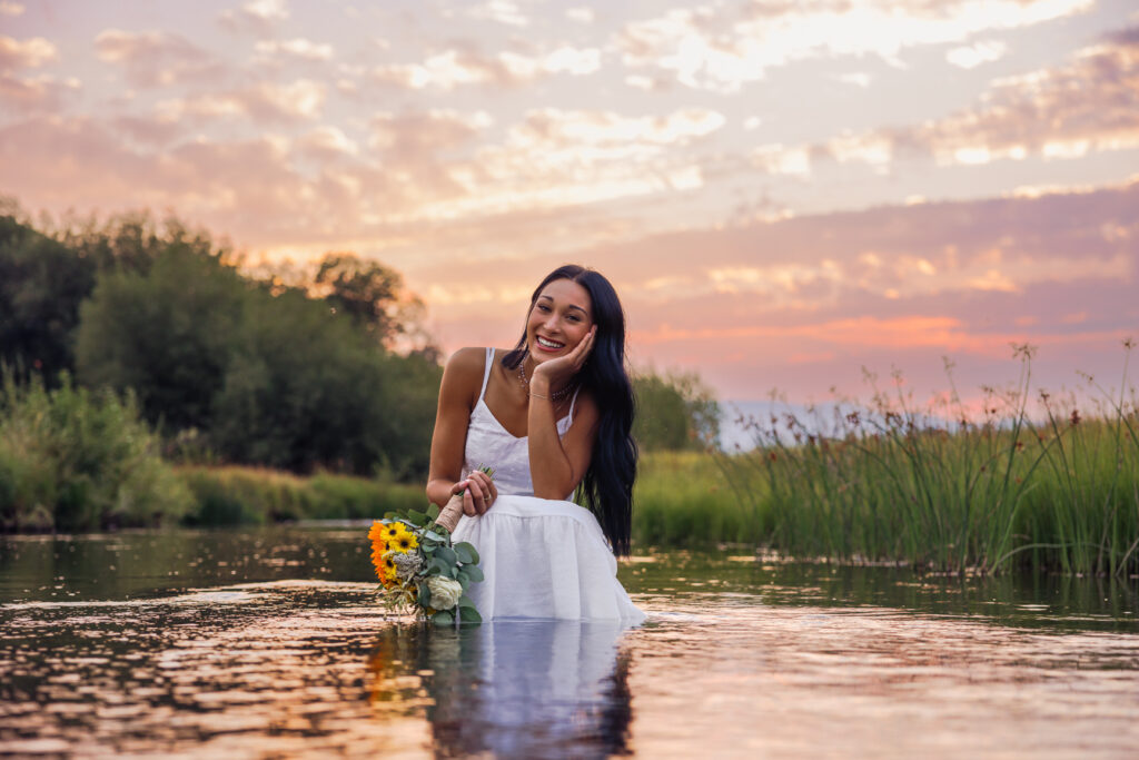 senior photos in river